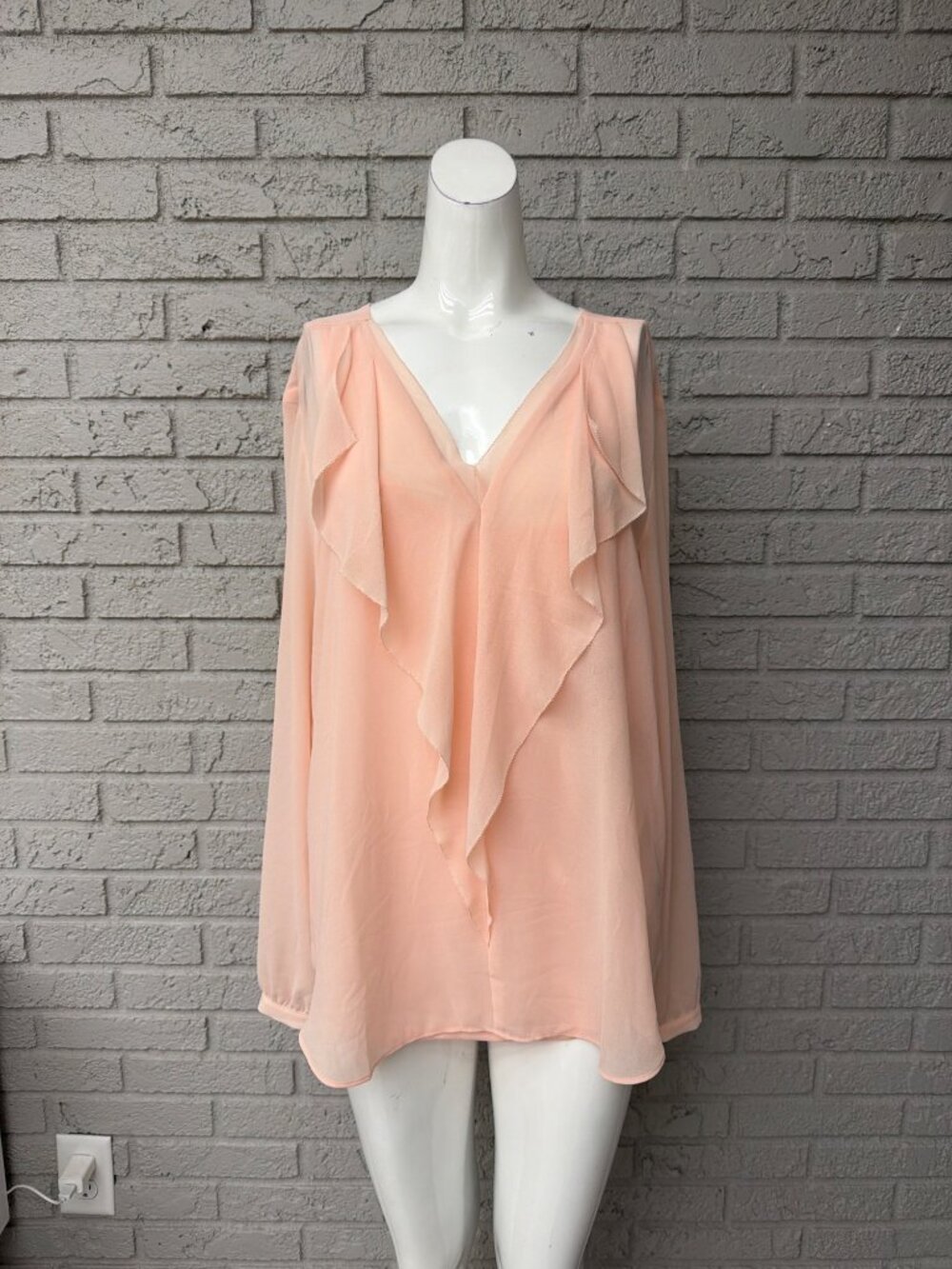 Ann Taylor Women's Sheer Chiffon Long Sleeve Cascading Ruffled Blouse Size LT